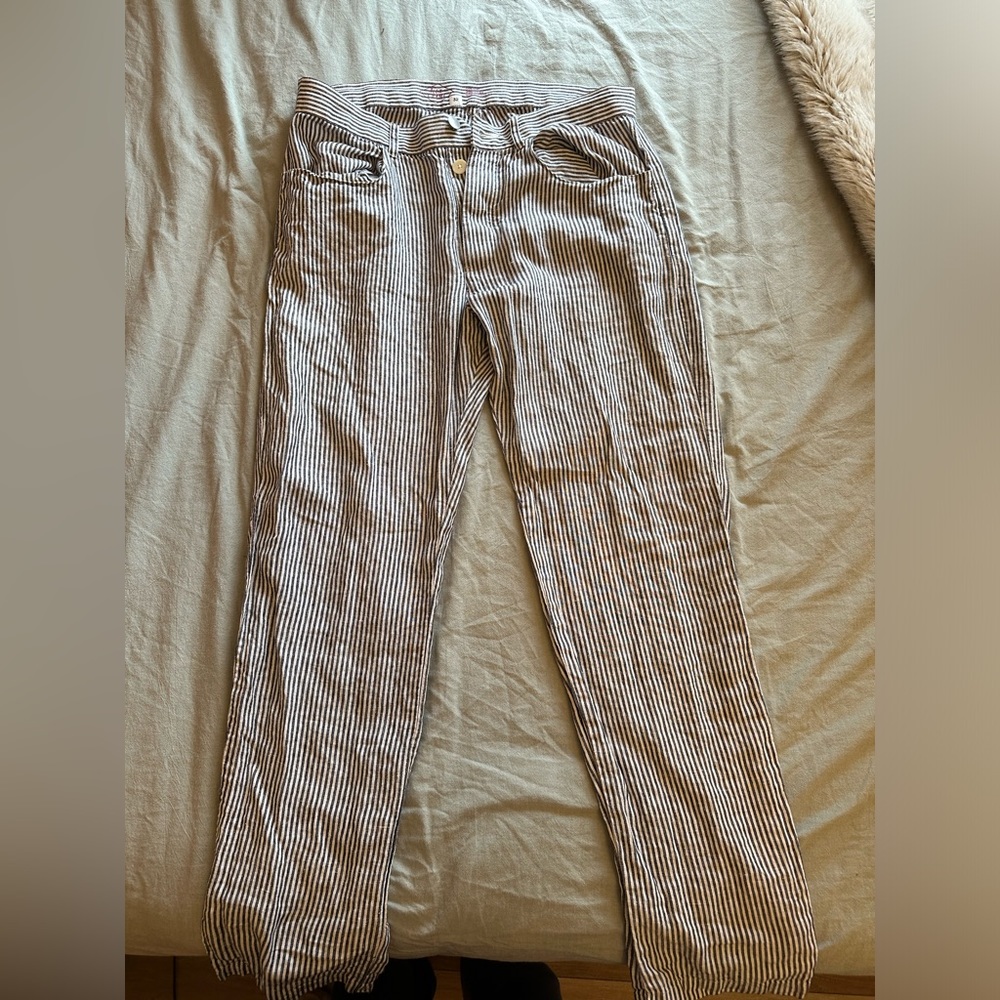 Alex Crane 100% Linen. Size 32. White with black stripes. Like Brand New!